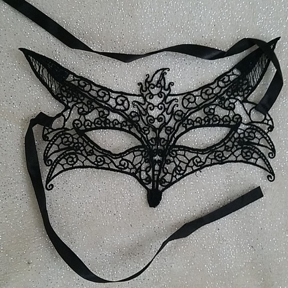 Halloween Black Sexy Adjustable Fox Mask - Picture 3 of 5